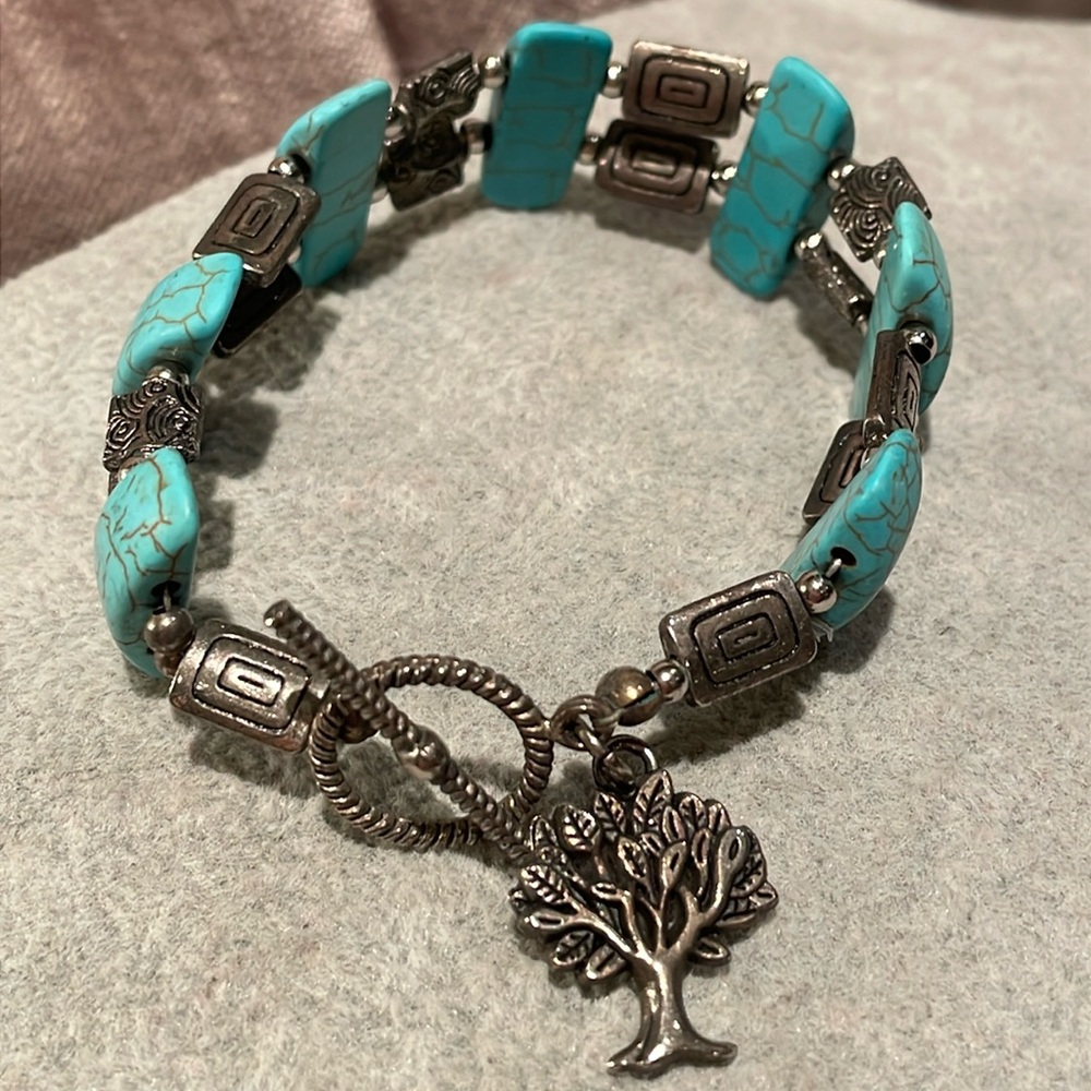 Tree of Life Toggle Bracelet Blue Howlite 7”